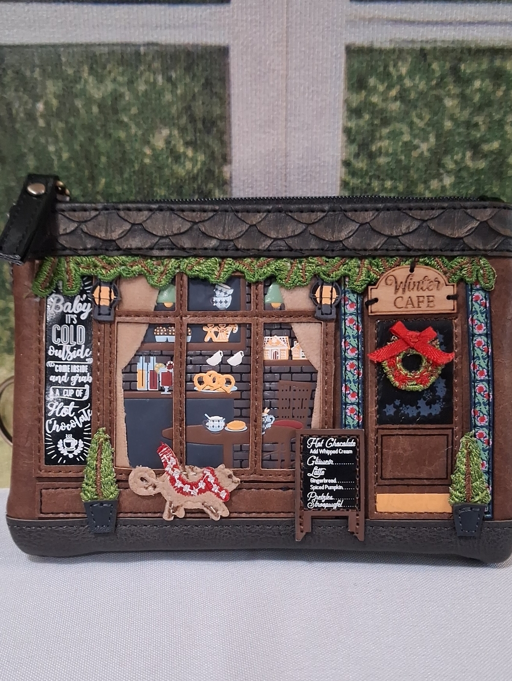 Vendula London ❄️ WINTER CAFE ❄️ ZIP PURSE - A Rare Holiday Jewel!